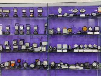 Wetech Electronic Technology Limited lini produksi pabrikan
